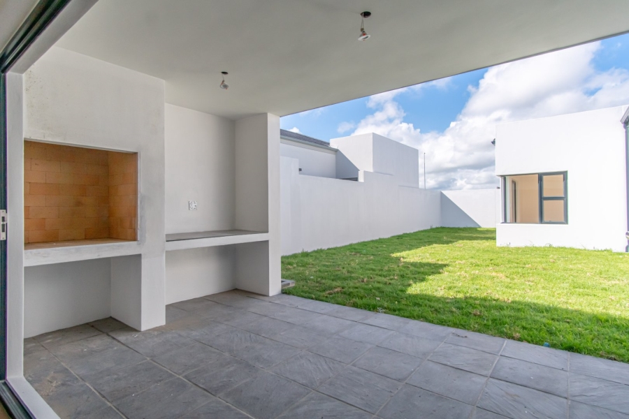 3 Bedroom Property for Sale in Sandown Western Cape